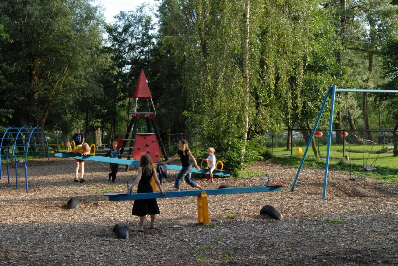 Vakantiepark Bergumermeer - 689 Suameer Екстер'єр фото